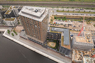 Trittschalldämmung Balkon und Terrasse im nachhaltigen ROOTS Hamburg mit REGUPOL sound and drain 22.