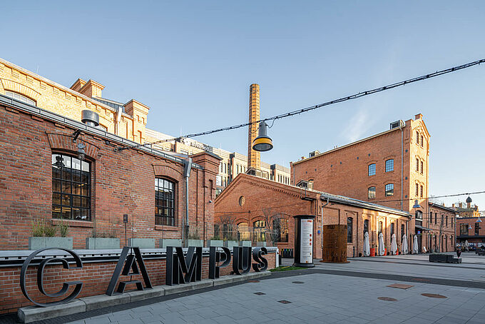 Vom Brownfield zum Kulturzentrum Vom Brownfield zum Kulturzentrum