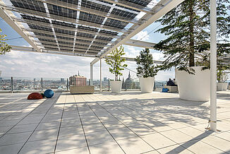 Blick über Wien von der Dachterrasse des IKEA Westbahnhof