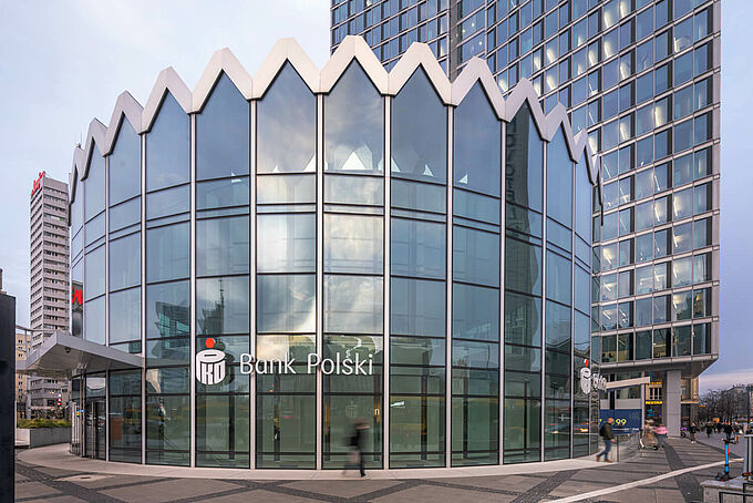 Mixed-Use Gebäude Rotunda Warschau Mixed-Use Gebäude Rotunda Warschau