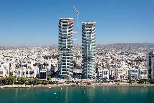 Erstklassiges Wohnen am Strand von Limassol Erstklassiges Wohnen am Strand von Limassol