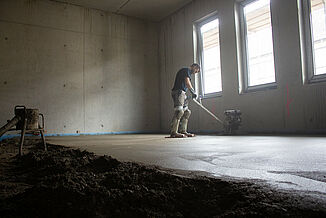 Estricheinbau im Haus der Musik in Siegen.
