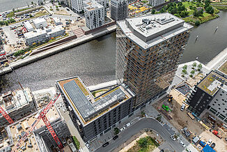 Trittschalldämmung Außenbereich mit REGUPOL sound and drain 22 im ROOTS Hamburg für Schallschutz der Loggien.