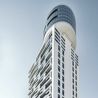 Der Henninger Turm in Frankfurt.